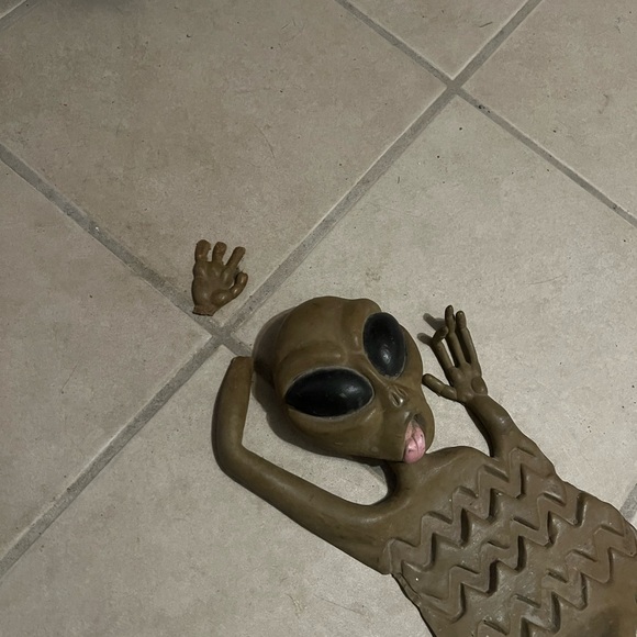 Alien Roadkill Collectable Vintage - Picture 6 of 6